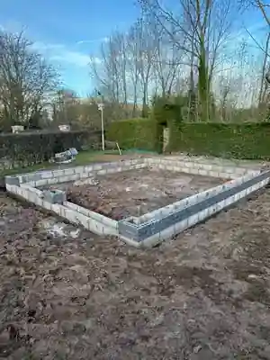 Cavity foundation walls for the brick garage build by Hardy and Sons