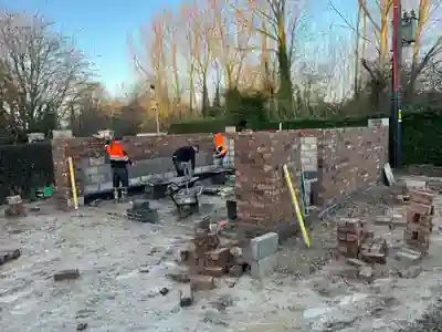 Garage walls raised with blockwork and facing brickwork by Hardy and Sons