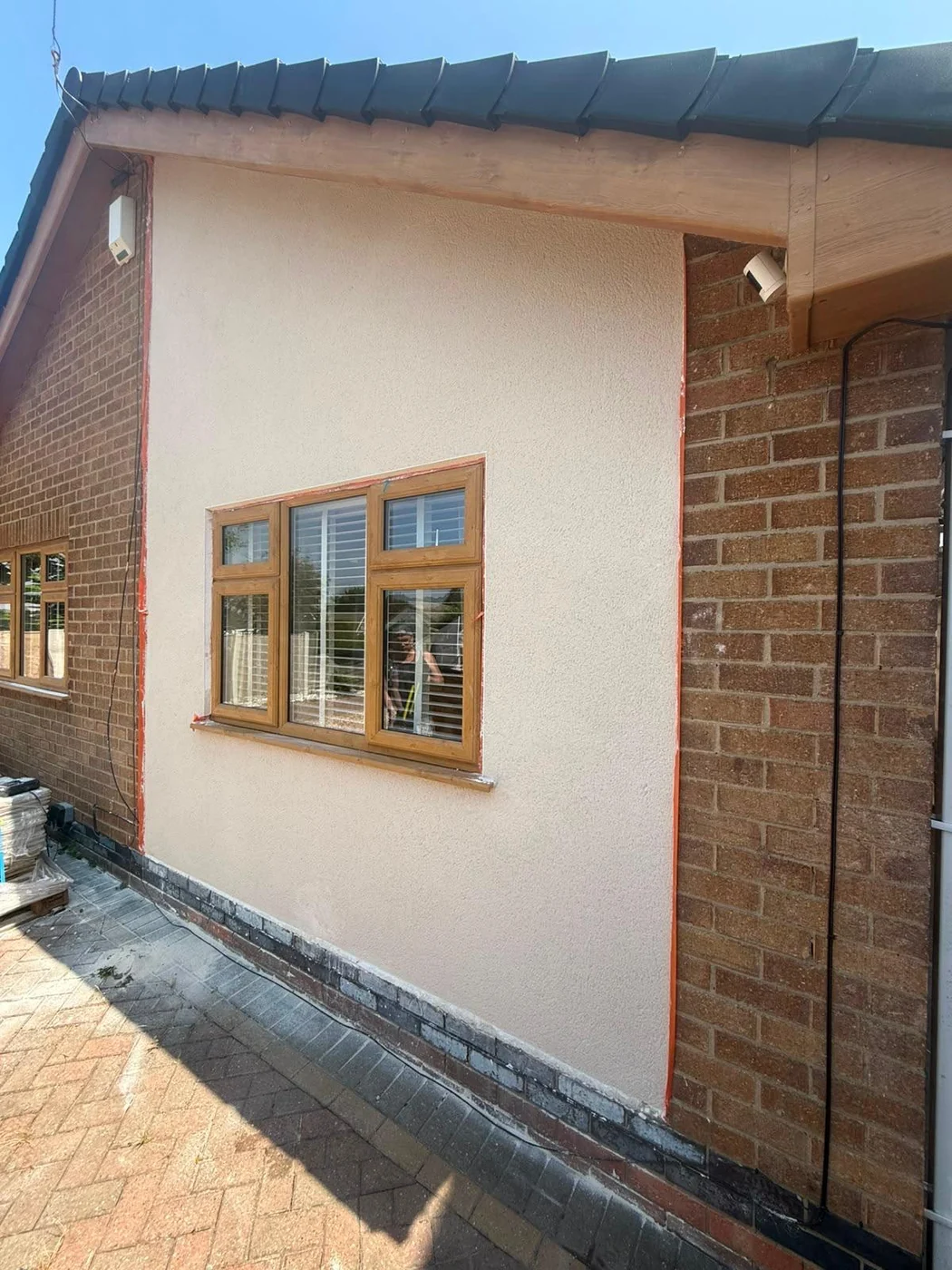 Mono rendering completed by Hardy and Sons in Nottinghamshire, image 1