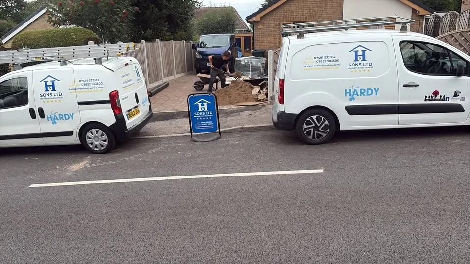 Hardy and Sons carrying out driveway work in Ravenshead, Nottinghamshire